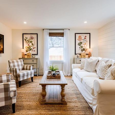 Downtown Luxury Farmhouse Apartment #4 West Dundee Ngoại thất bức ảnh