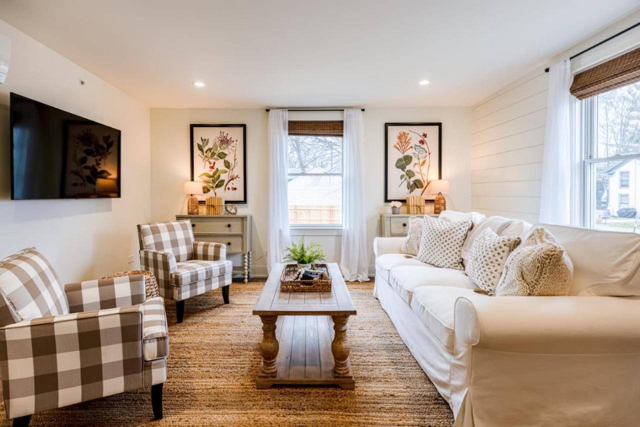 Downtown Luxury Farmhouse Apartment #4 West Dundee Ngoại thất bức ảnh